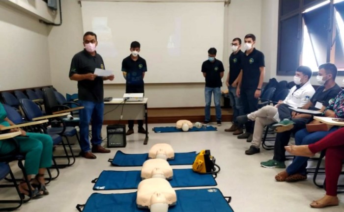 Hospital Geral de Palmas capacita equipe multiprofissional para assistência ao paciente