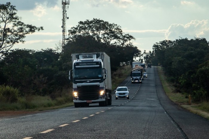 Definidas restrições de circulação de veículos de carga durante feriados de 2022