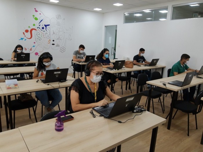 Chatbot e Callcenter da UEA são selecionados no Laboratório de Inovação do Cofen e Opas