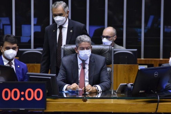 Deputados prosseguem nesta quinta-feira análise de projeto que legaliza bingos e cassinos