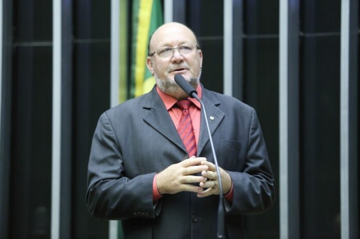 Projeto inclui regras para atendimento de pessoas com deficiência na Lei dos Planos de Saúde