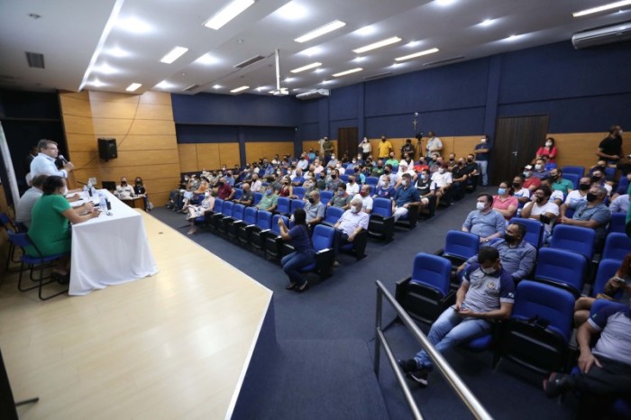 Em Toledo, primeiro encontro regional dos gestores do esporte reúne lideranças de 75 municípios