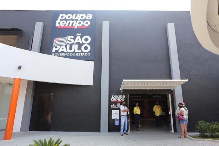 Postos do Poupatempo reabrem para atendimento a partir do meio-dia nesta quarta (2)