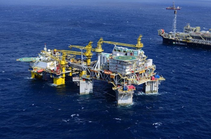 Petróleo sobe e Pacheco defende urgência na votação de PLs sobre combustíveis