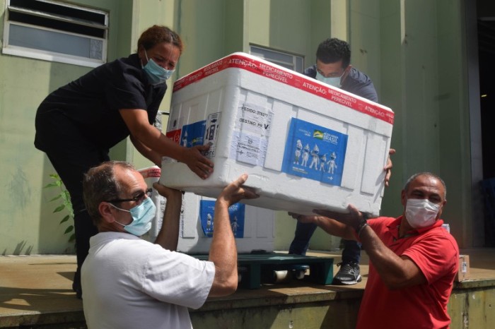 Mais 61 mil vacinas contra a Covid-19 para crianças chegaram ao Estado nesta quinta