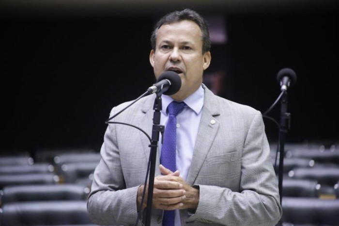 Proposta prevê instalação de scanners em rodovias para combater tráfico