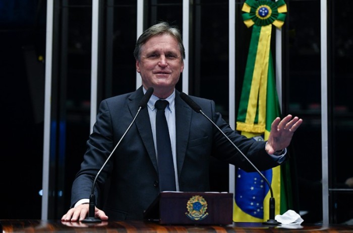 Dário Berger homenagia Rose de Freitas no Dia Internacional da Mulher