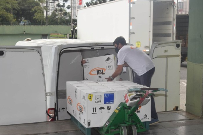 Saúde distribui mais 61,1 mil vacinas pediátricas contra a Covid-19
