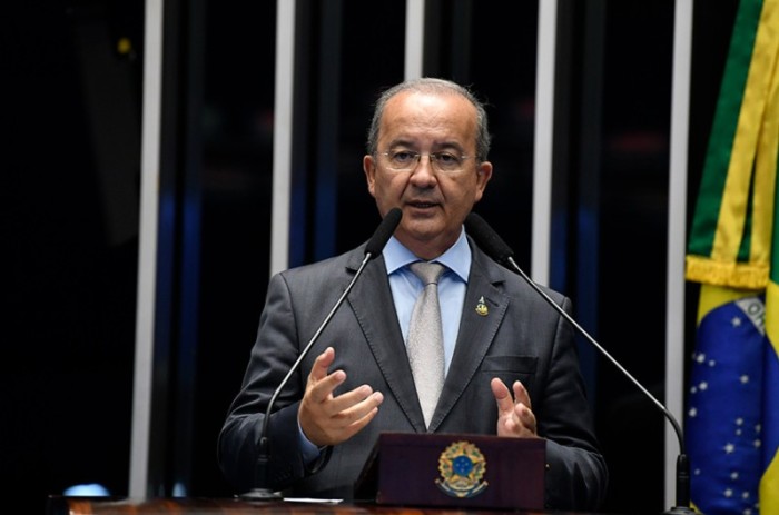 Jorginho pede derrubada de veto a projeto que reescalona dívidas no Simples