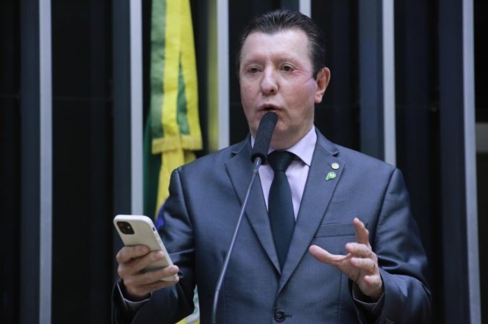 Projeto determina ressarcimento ao erário dos valores desviados por agentes públicos