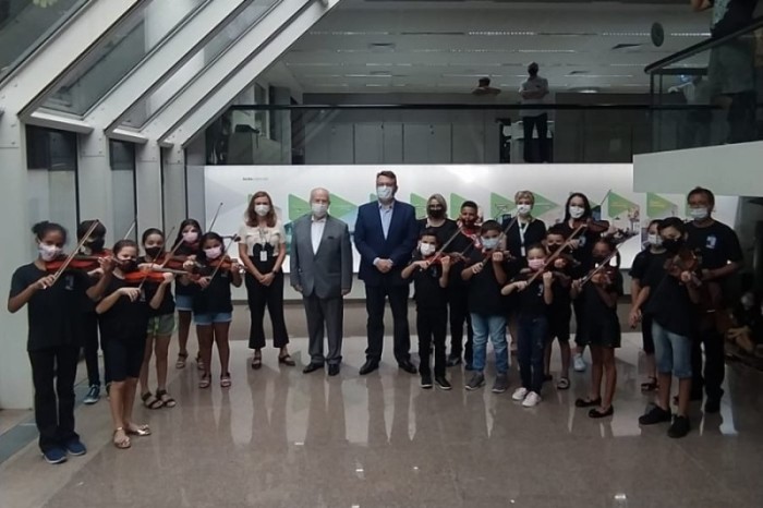 Evento do BRDE celebra Dia Internacional da Mulher com todos os colaboradores do Sul