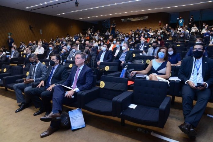 Deputados governistas defendem votação de projeto de novo marco hídrico