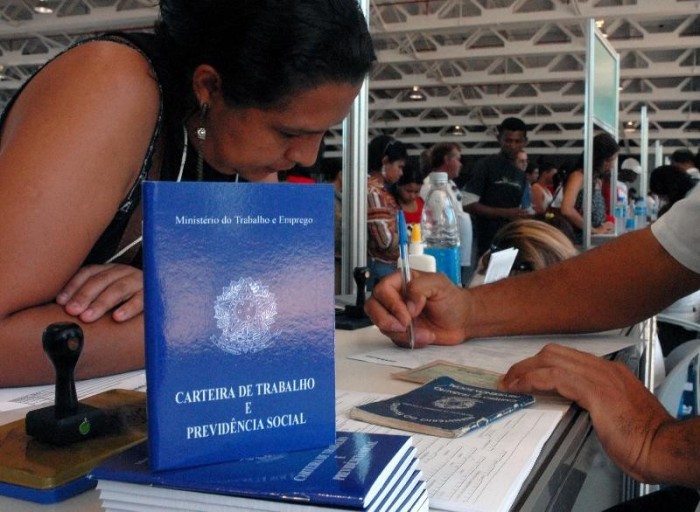 Caged: Brasil gera 155 mil empregos formais em janeiro 
