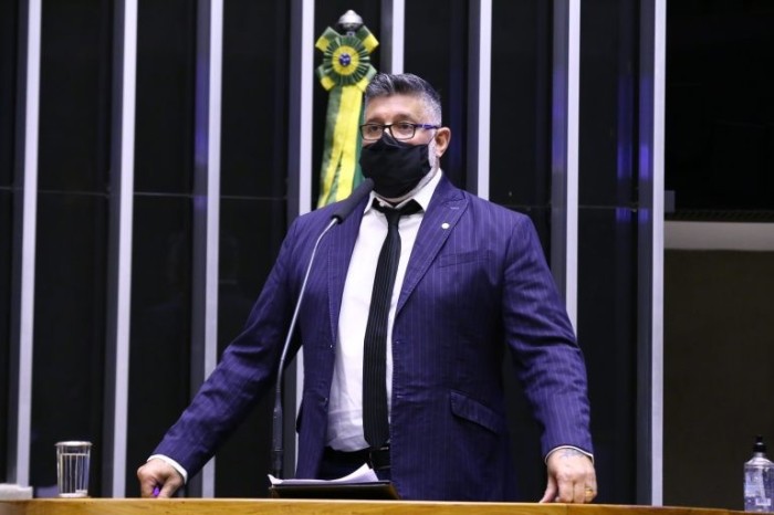 Projeto inclui proteção da vítima de violência doméstica entre objetivos do marco regulatório da sociedade civil