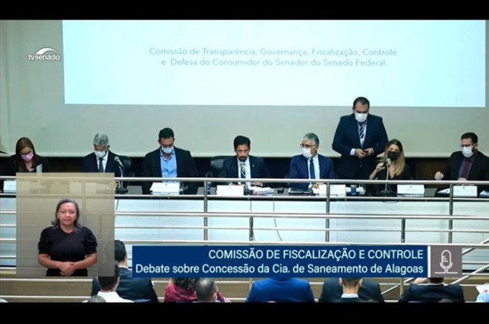 Senadores cobram transparência e eficiência nos serviços de água e esgoto em Maceió