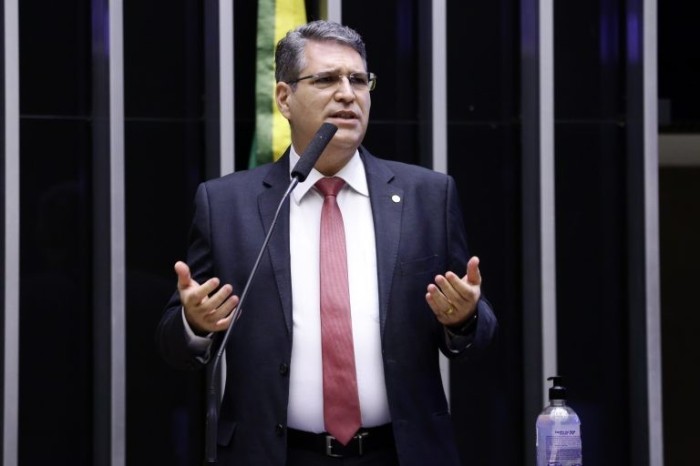 Projeto institui “Junho Vermelho” para estimular doações de sangue