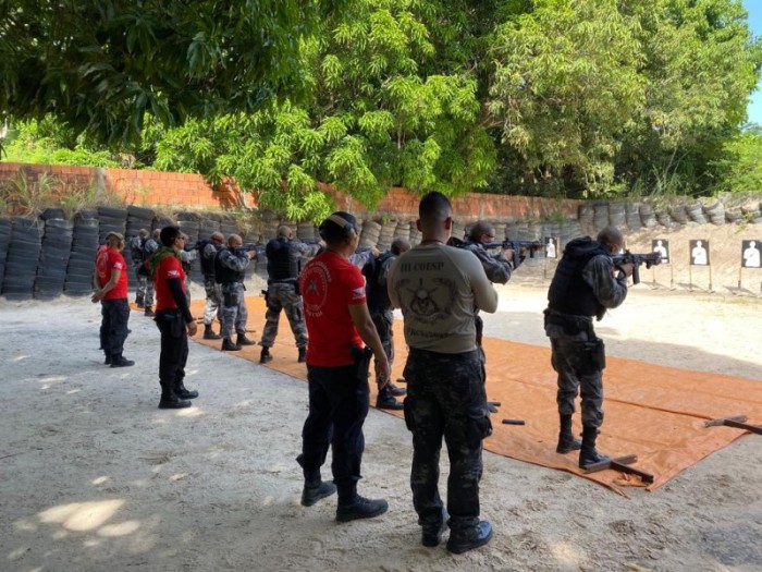 Coesp participa de treinamento prático de tiro policial
