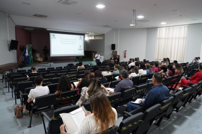 Saúde promove capacitação sobre diagnóstico precoce do câncer bucal
