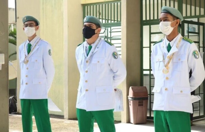 Colégio da PMPI realiza premiação de estudantes medalhistas de olimpíadas escolares