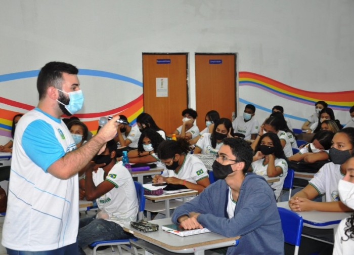 Seduc inicia projeto Monitoria Pré-Enem nas escolas
