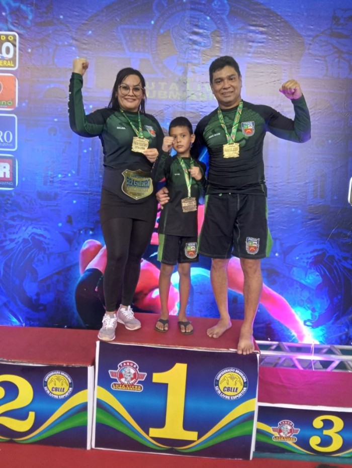 Alunos do projeto Suçuarana participam de Campeonato Brasileiro de Luta Livre Esportiva