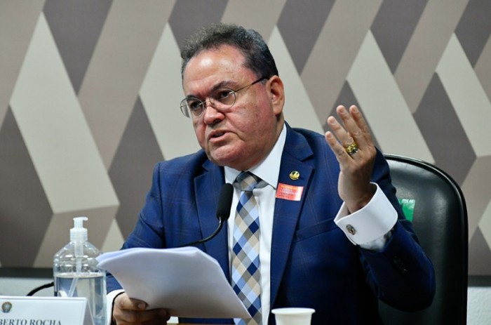 Senadores e operadores do FGTS divergem sobre saque para segundo imóvel