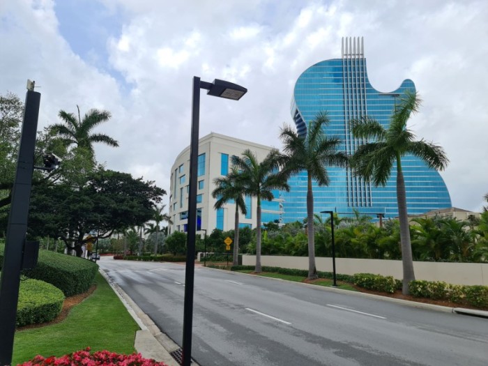 Hard Rock investe em 8 hotéis no Brasil e avalia cassino