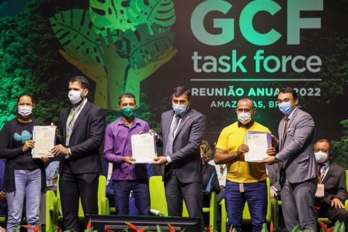 Governo do Amazonas concede território de 15 Unidades de Conservação a populações tradicionais