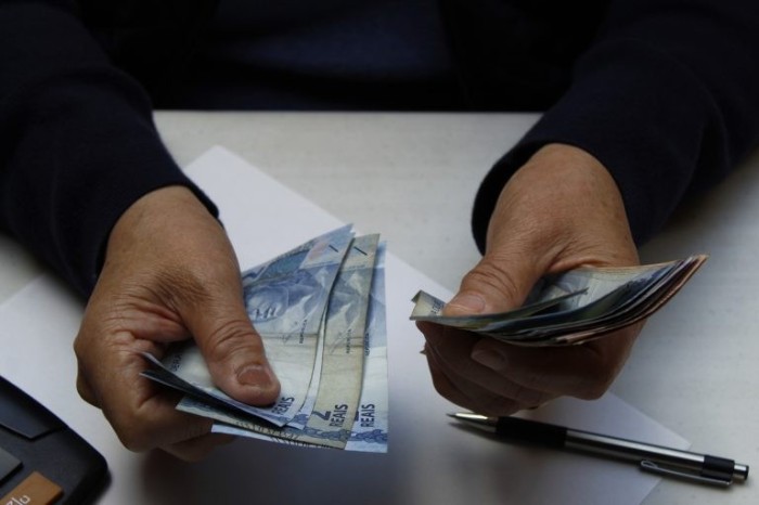 MP autoriza consignado para beneficiários de programas sociais e amplia margem para 40%