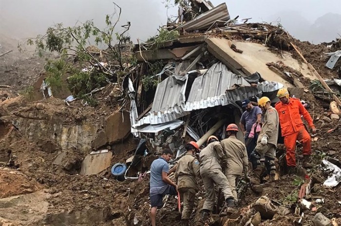 Comissão Temporária de Petrópolis discute medidas de proteção a encostas