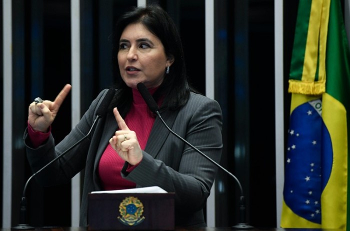 Simone denuncia irregularidades na venda de uma fábrica de fertilizantes pela Petrobras