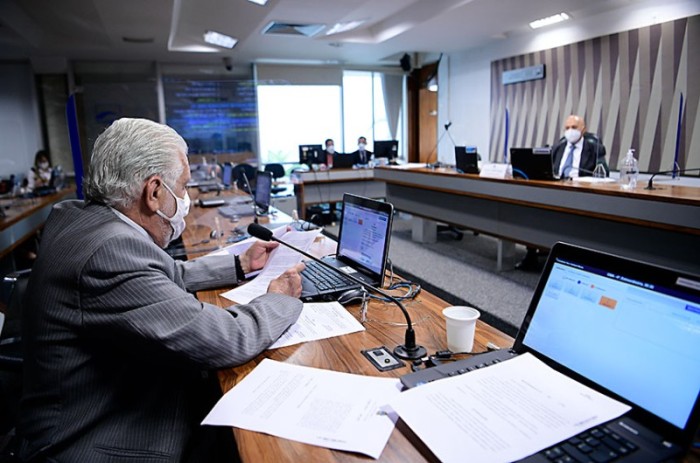 CMA aprova adoção de economia de energia e água na administração federal