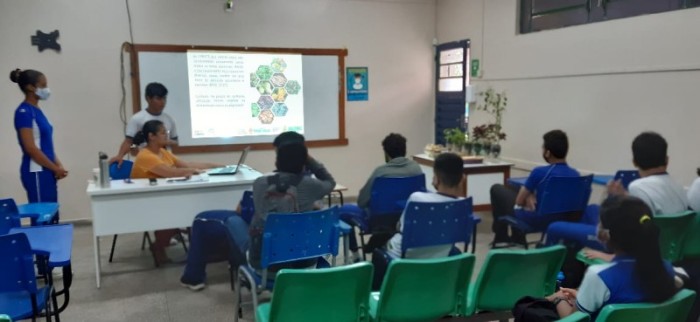 Com apoio do Governo do Estado, alunos desenvolvem pesquisa sobre plantas alimentícias não convencionais