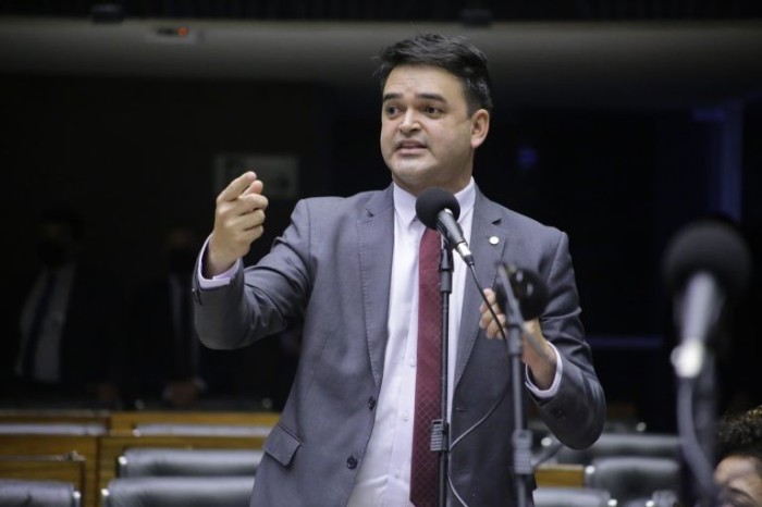 Projeto permite prisão civil de devedor de pensão alimentícia de caráter indenizatório