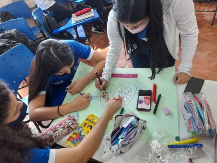 Prevenção: Exposição sobre Tuberculose mobiliza a comunidade escolar em Manacapuru
