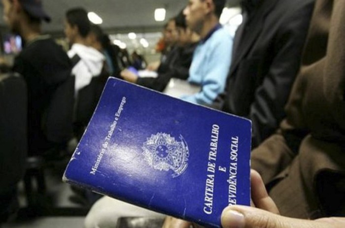 Congresso analisa MP que flexibiliza lei trabalhista em caso de calamidade pública