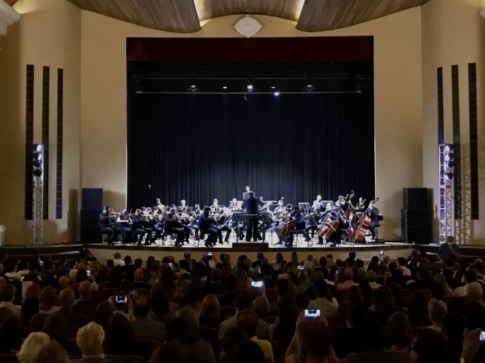 Apresentação da Orquestra Sinfônica do Paraná reúne quase 500 pessoas em União da Vitória