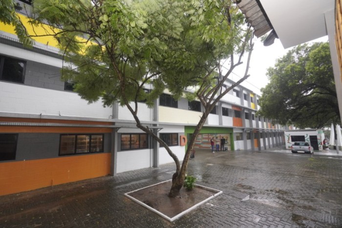 Governo do Ceará entrega Centro de Formação e Desenvolvimento para beneficiar profissionais da educação pública