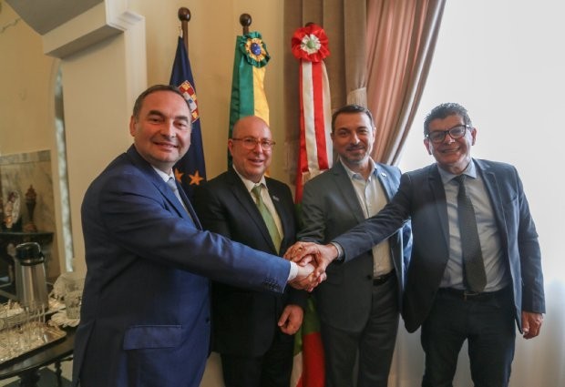 Governador recebe comitiva dos Açores em início das comemoração aos 275 anos da chegada das primeiras famílias