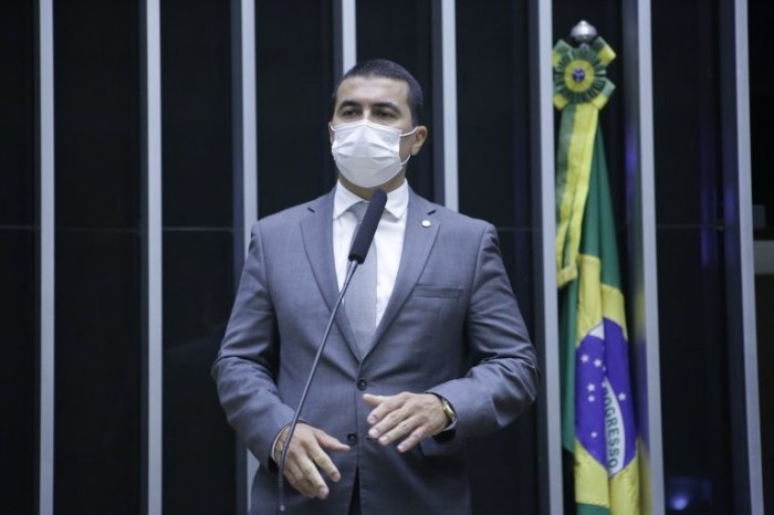 Projeto dispensa autorização prévia para modificações em veículos