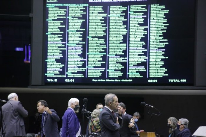 Câmara pode votar nesta quarta quebra do monopólio estatal na fabricação de radiofármacos