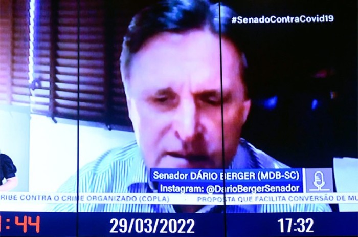 Dário Berger registra falecimento do desembargador Stanley da Silva Braga
