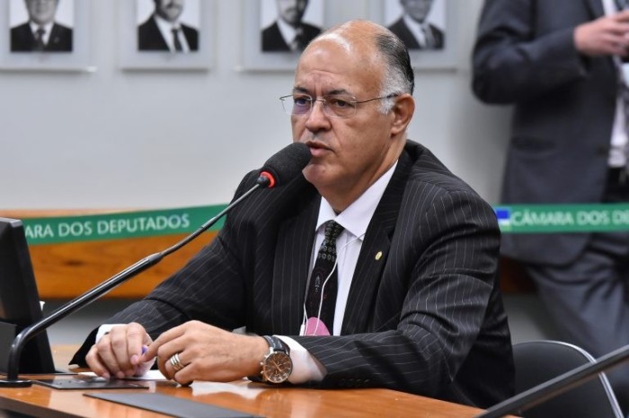 Projeto estabelece que alteração na Base Nacional Comum Curricular dependerá de lei