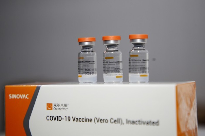 Saúde distribui 125 mil vacinas contra Covid-19 e orienta aplicação da 4ª dose