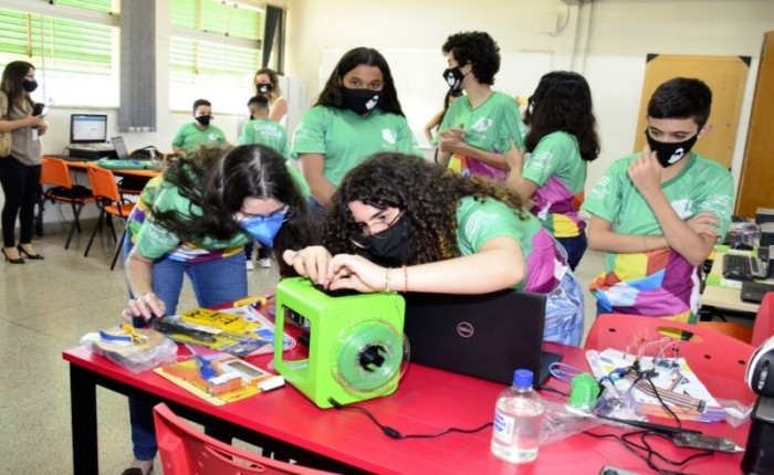 Sedi inaugura nono laboratório para inclusão tecnológica