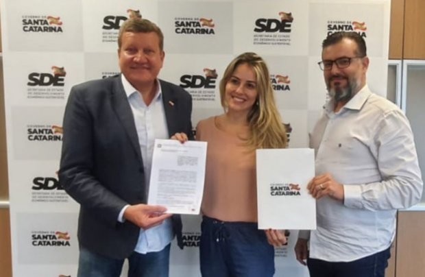 Estado e prefeitura de Palhoça assinam protocolo de intenções para fomento da inovação