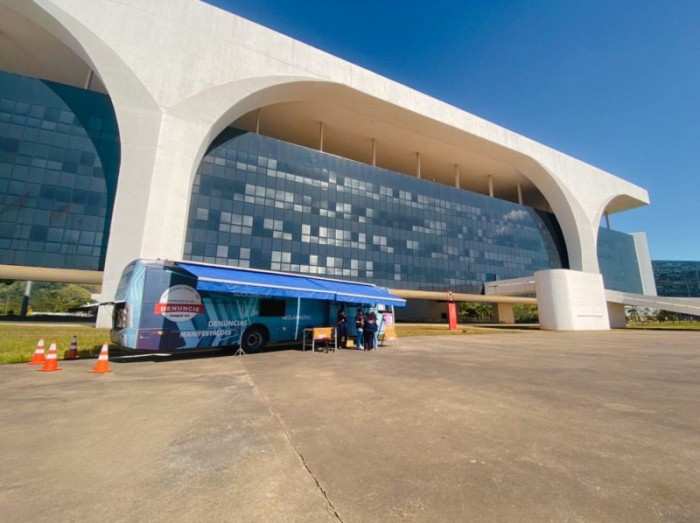 OGE/MG realiza Ouvidoria Móvel na Cidade Administrativa