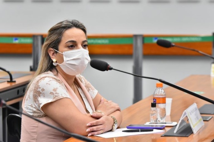 Proposta amplia as possibilidades de infiltração policial em crimes contra crianças e adolescentes na internet