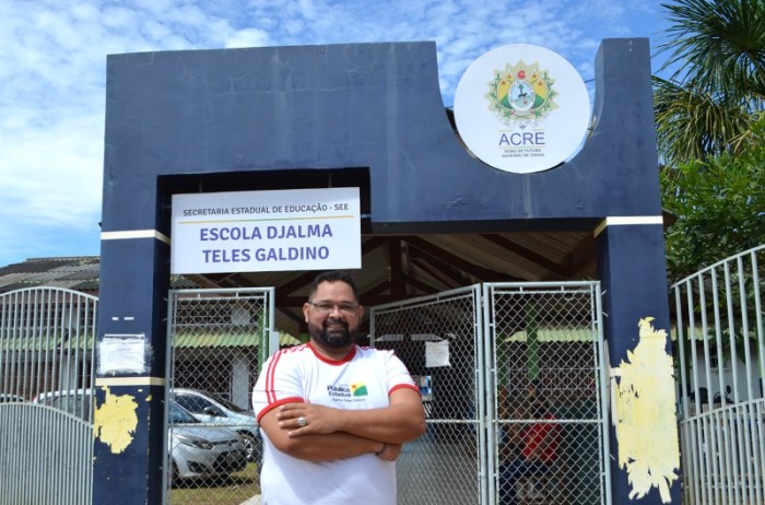 Programa de Educação de Jovens e Adultos muda vida de morador da periferia