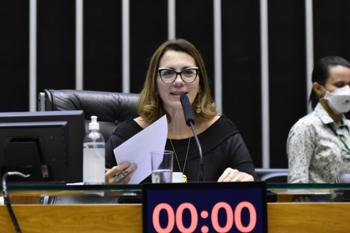 Proposta prevê obra de arte local em projetos de infraestrutura financiados pelo governo federal 
